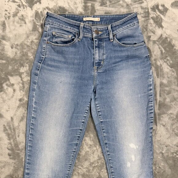 Women's Levi's Classic Mid Rise Skinny Jeans Size 6 Light Wash Stretch Denim - Picture 1 of 7